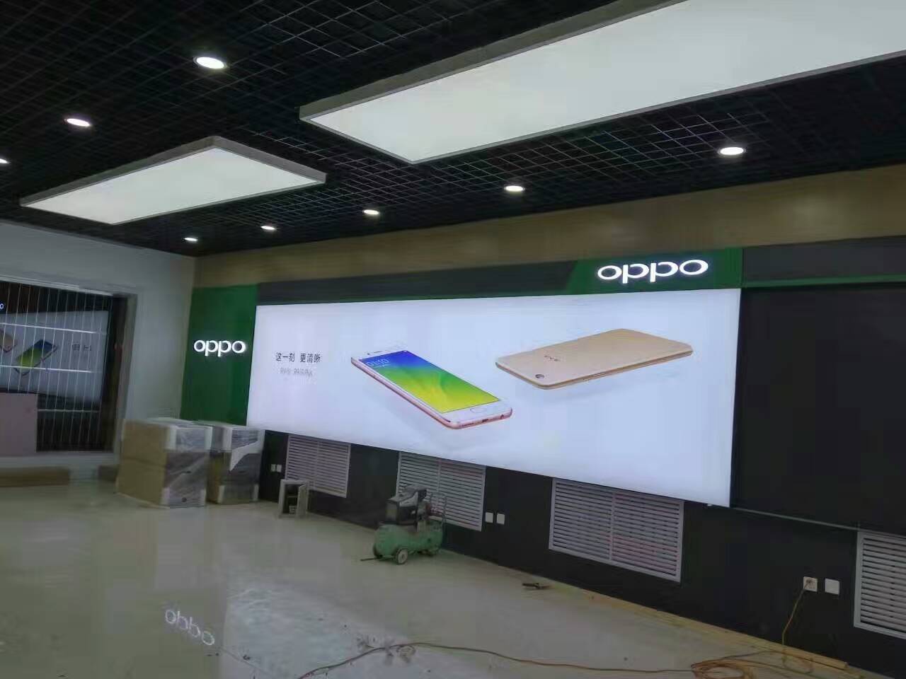 手机店卡布灯箱...